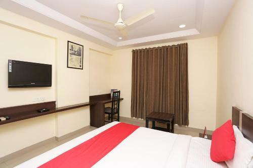 Oyo 22040 Hotel Vatsa Inn