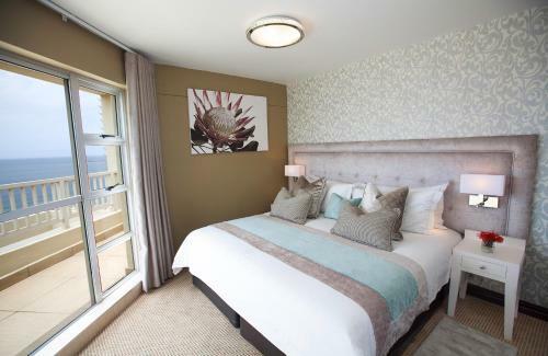 Hotel First Group The Palace All-suite