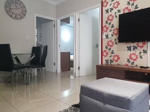 Cyro Apartments At Central Park