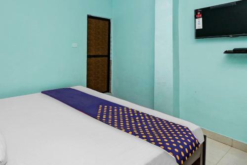 Spot On 37040 Hotel Ayushman Palace
