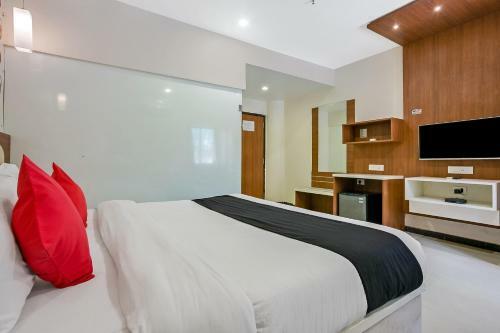 Hotel Oyo 77861 Elite Continental