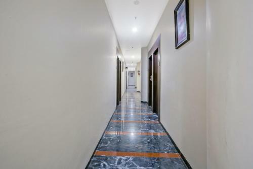 Hotel Oyo 77861 Elite Continental
