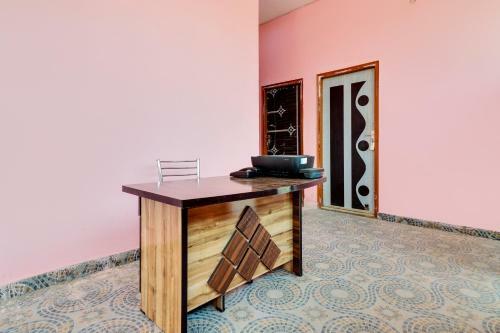 Hotel Oyo 67204 Mohit Palace