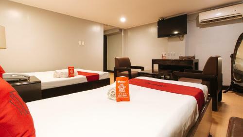 Hotel Reddoorz Plus @ Costa Roca Balamban