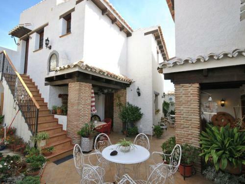Holiday Home Cortijo Las Monjas Periana