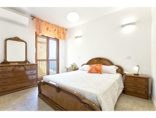 Apartamento Alghero, Mascalzone Latino Penthouse For 11 People With Sea View