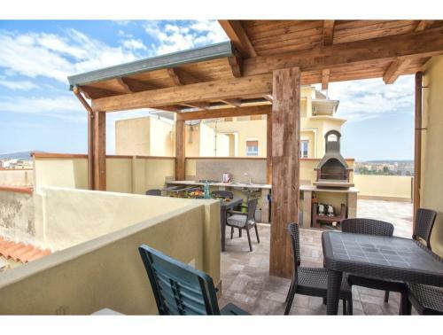 Apartamento Alghero, Mascalzone Latino Penthouse For 11 People With Sea View