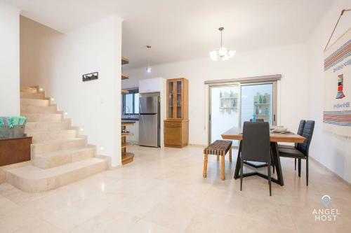 Brand New Townhome With Private Rooftop Plunge Pool