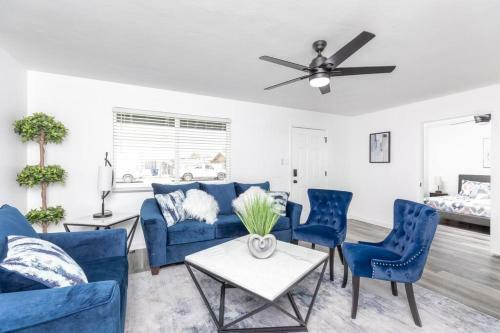 Stylish Tempe Remodeled Home With Pool