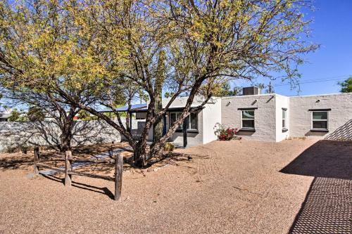 Bright One-level Tucson House About 3 Mi To Dtwn!