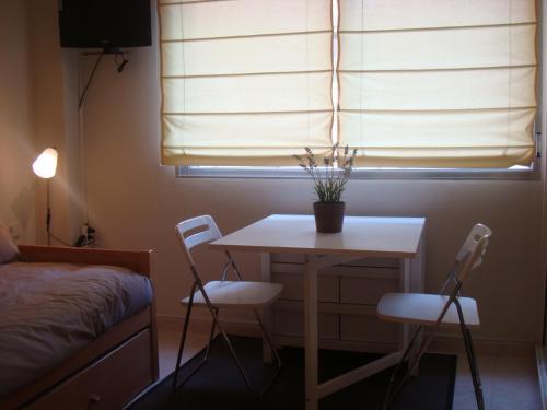 Dflat Escultor Madrid Apartments