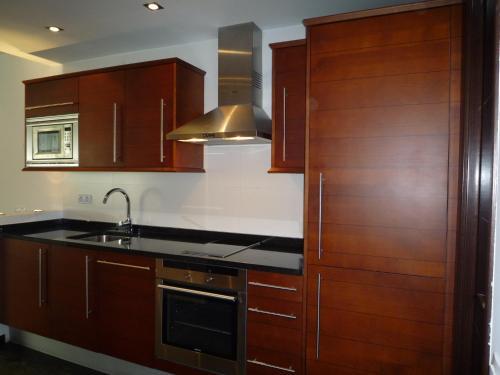 Dflat Escultor Madrid Apartments