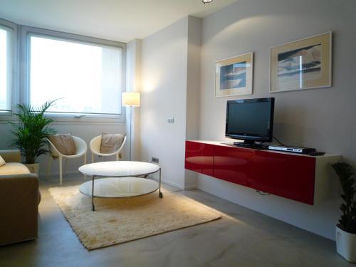 Dflat Escultor Madrid Apartments