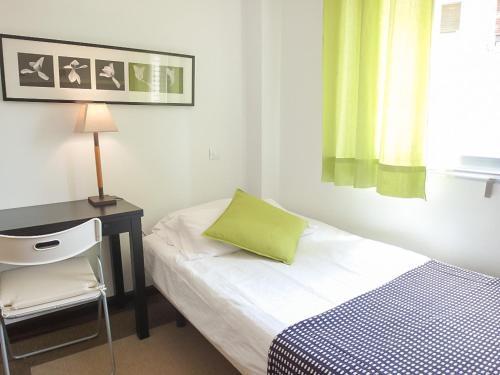 Dflat Escultor Madrid Apartments