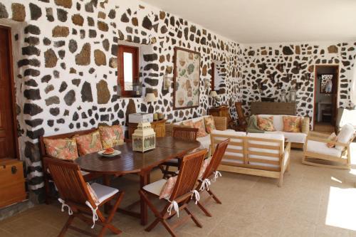 AC Villas Macher
