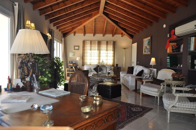 Hostal Welcome Inn Nerja Guest House Luxury Bed & Breakfast
