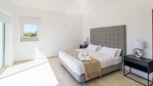 Villa Latina Golf Arcos De La Frontera By Ruralidays