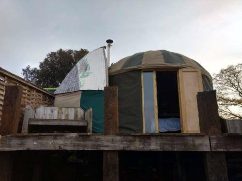 Cosy And Inviting Waterside Luxury Yurt