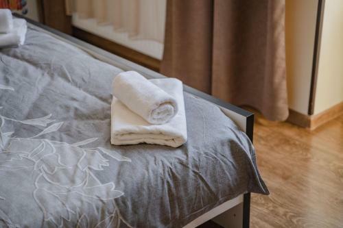 Hotel Telav Holl