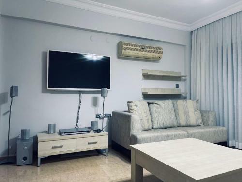Apartamento Akvaryum ?�?nde Teras Manzarali Dublex Da?re