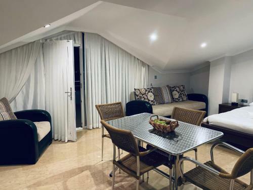 Apartamento Akvaryum ?�?nde Teras Manzarali Dublex Da?re