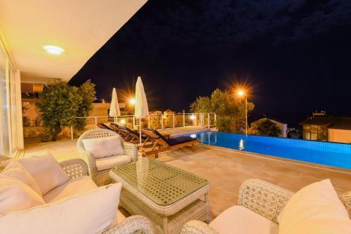 The Ultimate Villa With Stunning Views, Kalkan Villa 1050