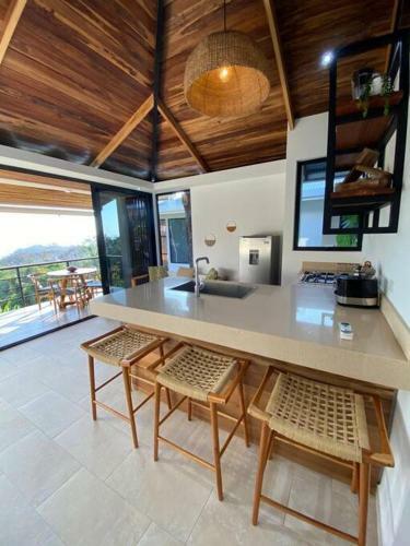 New! Santateresa Ocean View Jungle House