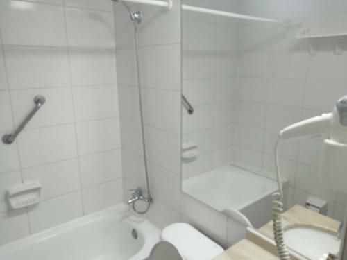 Apartamento Hermoso Departamento Amoblado. Huerfanos 1400