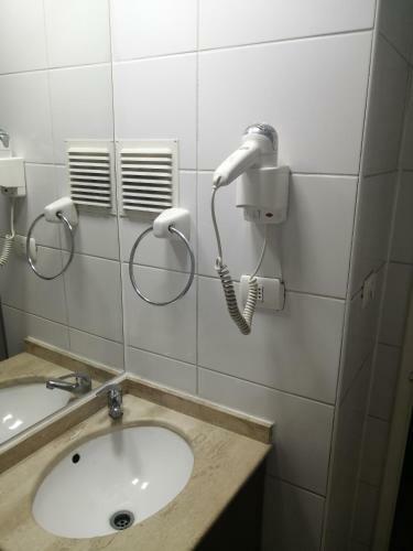 Apartamento Hermoso Departamento Amoblado. Huerfanos 1400
