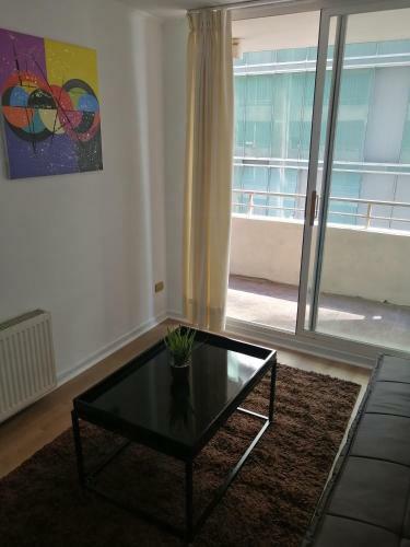 Apartamento Hermoso Departamento Amoblado. Huerfanos 1400
