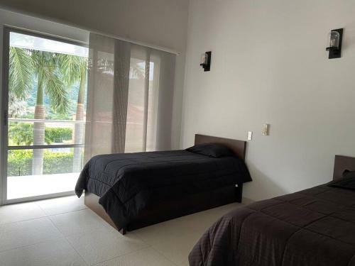 Villa C�moda Casa Finca Con Piscina - San Jer�nimo, Ant