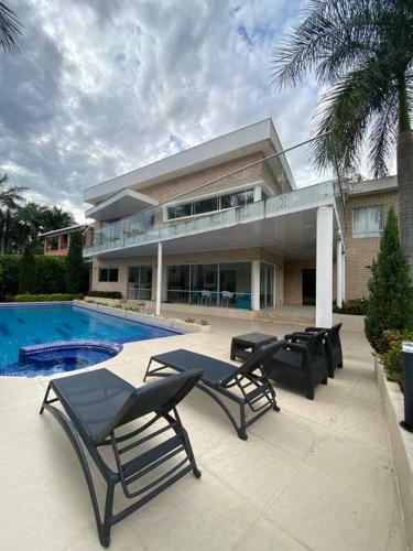 Villa C�moda Casa Finca Con Piscina - San Jer�nimo, Ant