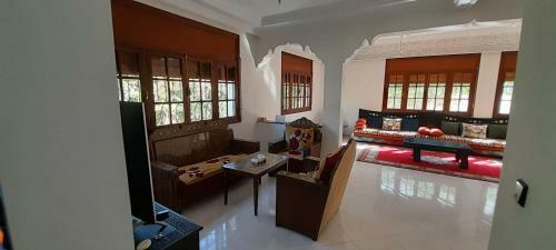 Hostal Magnifique Suite Avec Salle De Bain Et Terrasse