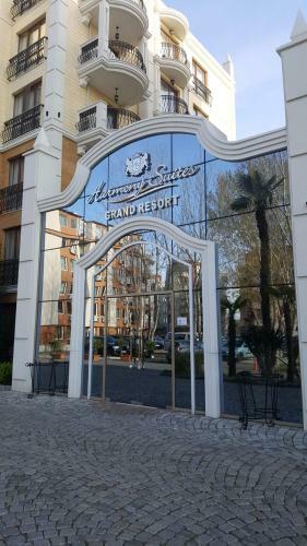 Hotel Harmony Suites Grand Resort