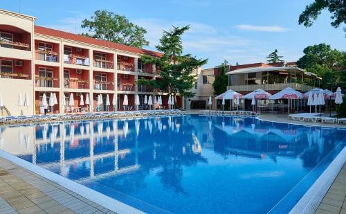 Zornica Residence Central Apartments Destination Bulgaria 2000