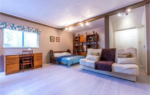 Beautiful Apartment In Kucice With