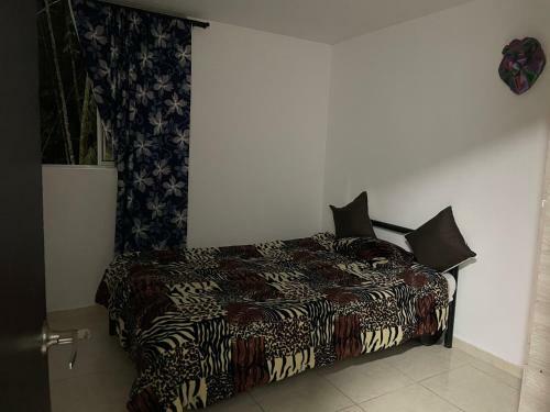 Apartamento Con Piscina Y Parqueadero.