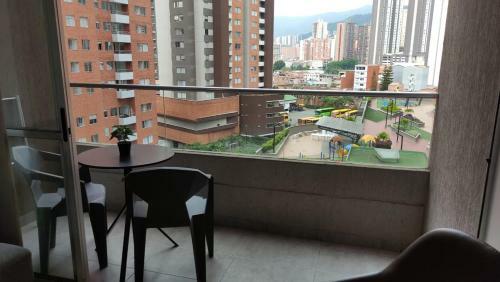 Apartamento El Poblado Sabaneta New 3bdr + Office- Comfortable Apt