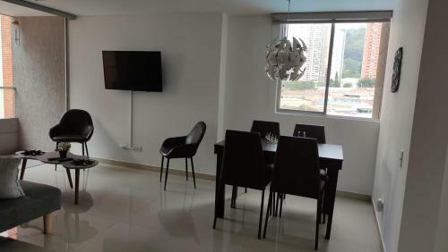Apartamento El Poblado Sabaneta New 3bdr + Office- Comfortable Apt