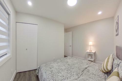 Luxury 3 Bed 2 Bath Main Portion Of The House