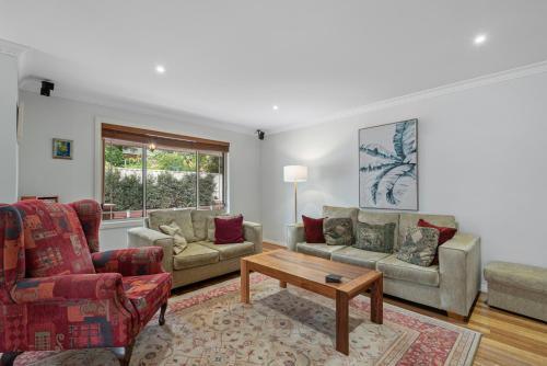 "the Gums" Charming 3-bed Family Home