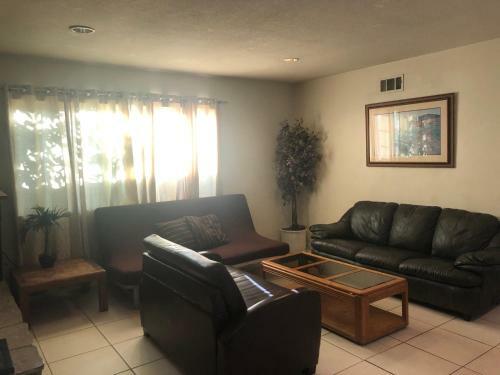 2-bedroom Home In The Valley