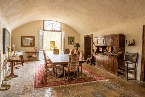 Ch�teau De B�duer And Vacation Homes