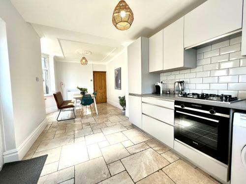 Apartamento Whitchurch House By Switchback Stays