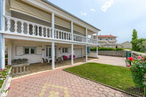 Apartamento Haus Pia - Wohnung Mera