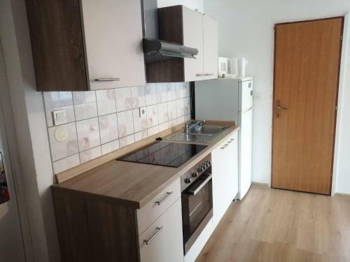 Sea View 1-bedroom Apartment Long Island