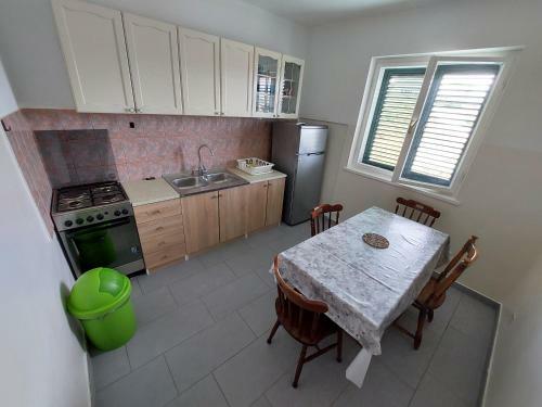 Rados Apartments