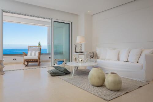 Apartments Coral