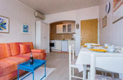 Apartments Nada - 20m From Beach