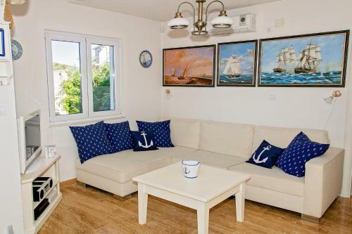 Apartamento Holiday Home Silvana